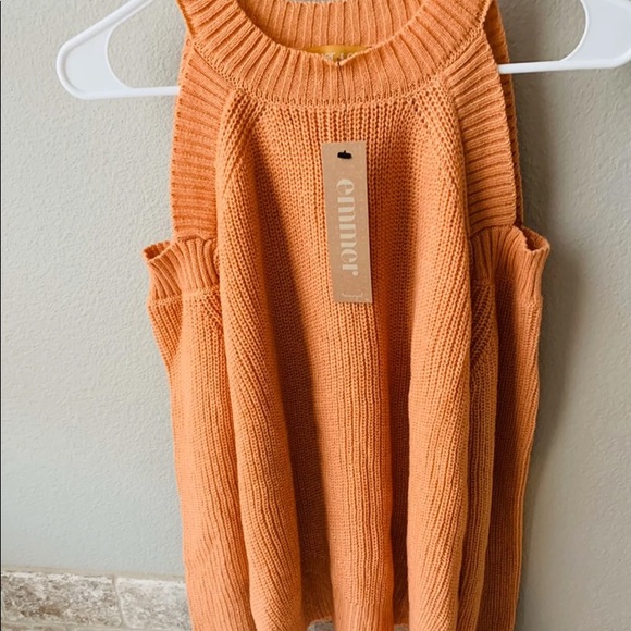 Sweater - Picture 2 of 2